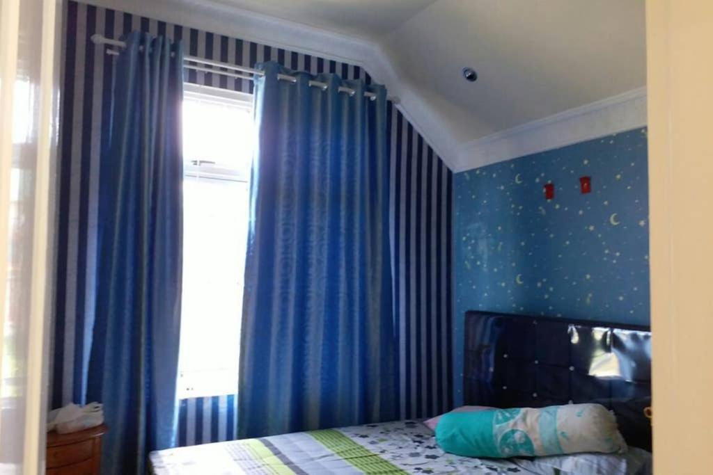 Villa Nils Cianjur Exteriér fotografie