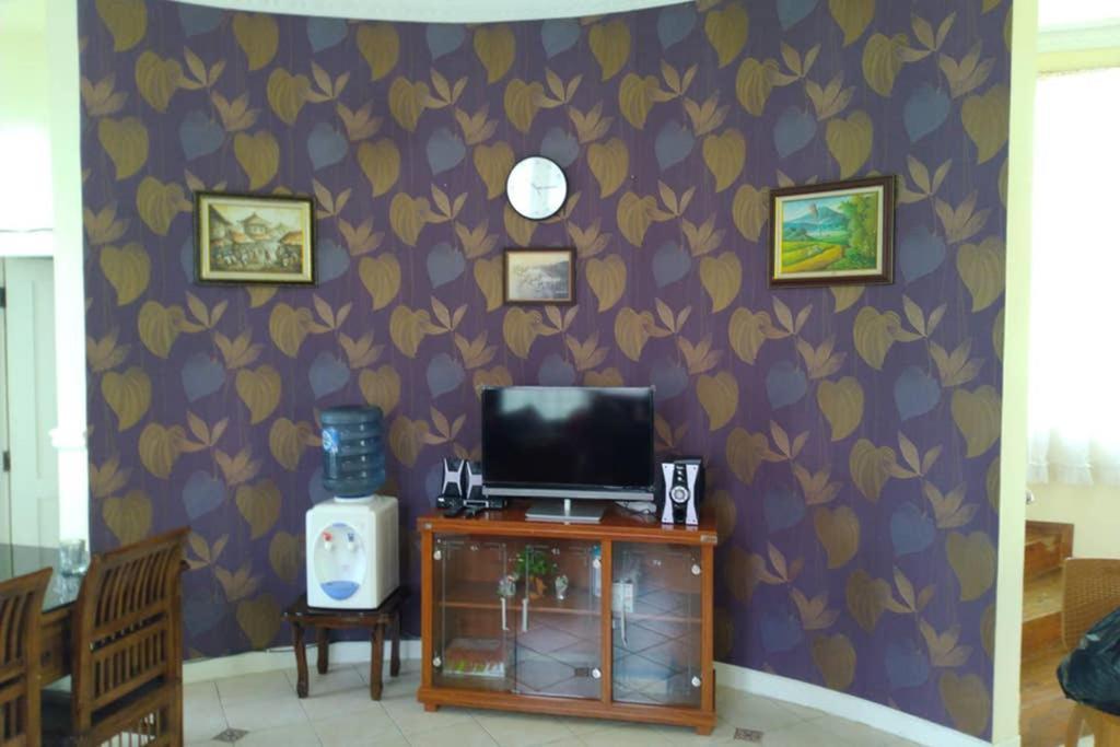 Villa Nils Cianjur Exteriér fotografie